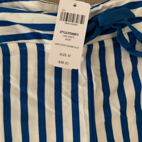 SOMA COOL NIGHTS Pajama Top/Shorts Set - Picture 10 of 16